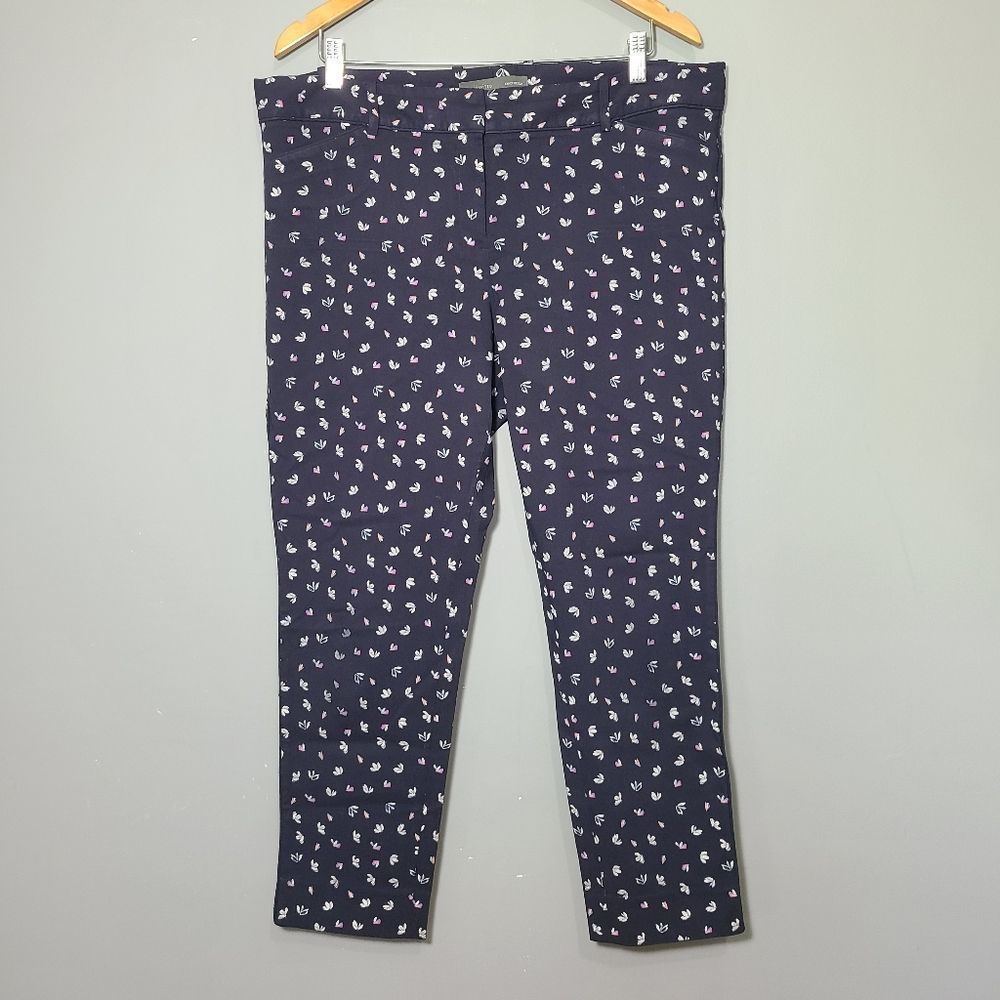 The Limited Floral Blue Print Skinny Capri 16